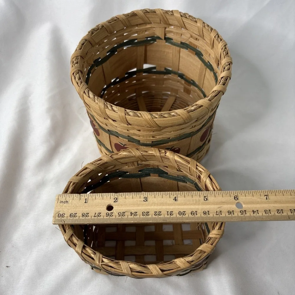 Vtg Cottagecore Woven Wood Apple Baskets w Fabric Patchwork Lids Set Of 2 Rustic